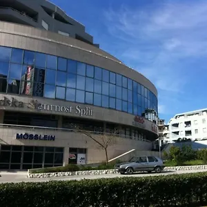 rezervirajte ovdje
